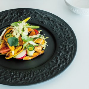 Langenthal Hluboký talíř STONE 18 cm, bílý