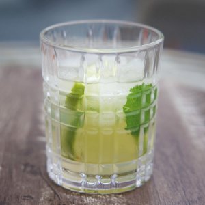 SVING Skenice CUBE, whisky, 340 ml